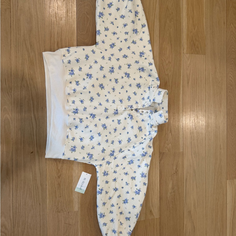 Cream and Blue Floral Half-Snap Pullover Sweatshirt